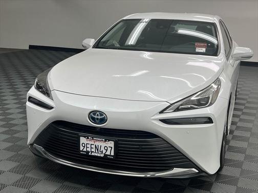2022 Toyota Mirai Base