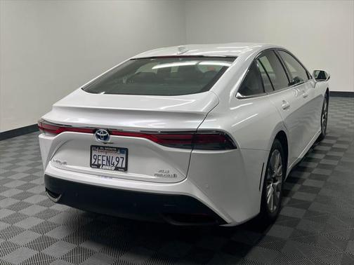 2022 Toyota Mirai Base