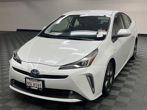 2022 Toyota Prius XLE