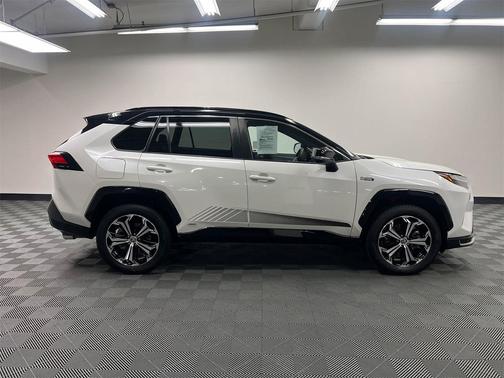 2022 Toyota RAV4 Prime XSE