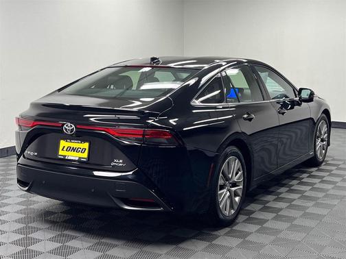 2024 Toyota Mirai Base