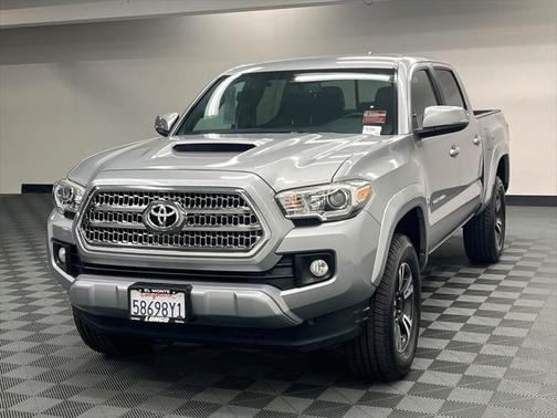 2016 Toyota Tacoma TRD Sport
