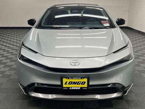 2024 Toyota Prius XLE