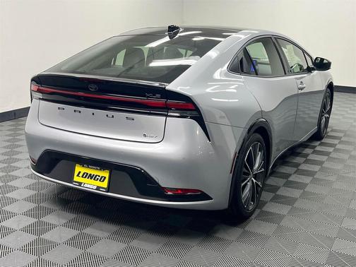 2024 Toyota Prius XLE