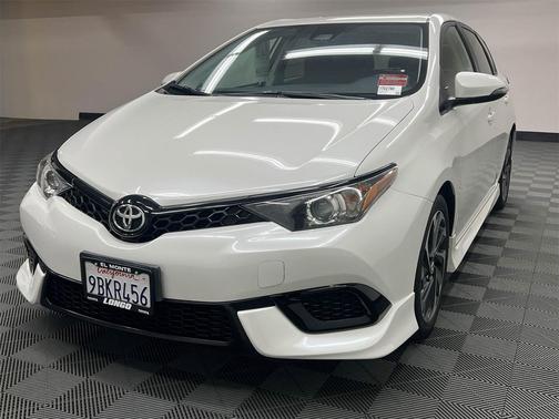 2017 Toyota Corolla iM Base