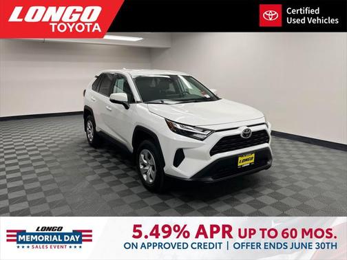2024 Toyota RAV4 LE