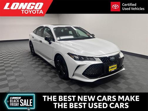 2022 Toyota Avalon Hybrid XSE