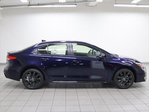 2025 Toyota Corolla Hybrid SE