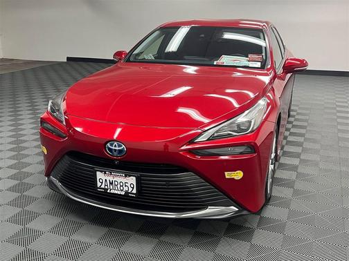 2022 Toyota Mirai Base