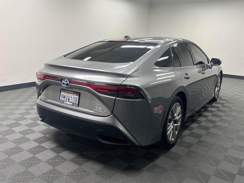 2022 Toyota Mirai Base