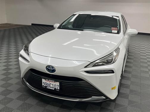 2022 Toyota Mirai Base