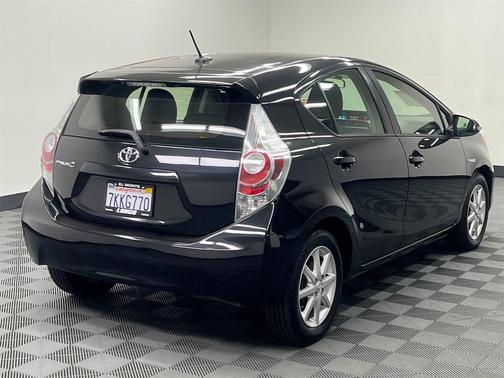 2014 Toyota Prius c Three