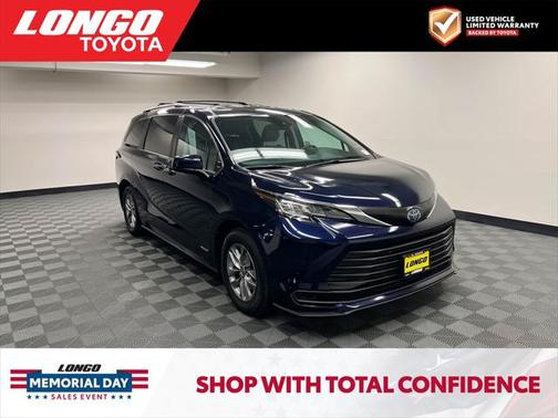 2021 Toyota Sienna LE