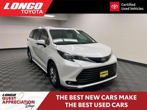 2025 Toyota Sienna XLE