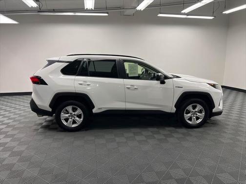2020 Toyota RAV4 Hybrid LE