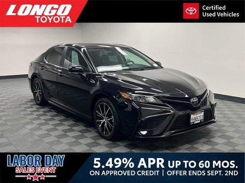 2023 Toyota Camry SE