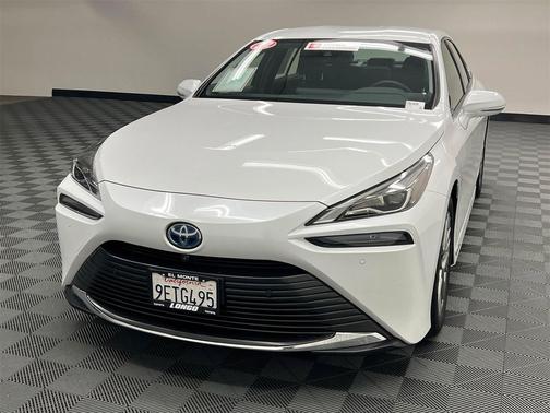 2022 Toyota Mirai Base