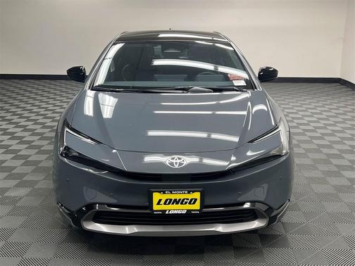 2024 Toyota Prius XLE