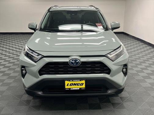 2022 Toyota RAV4 Hybrid XLE Premium