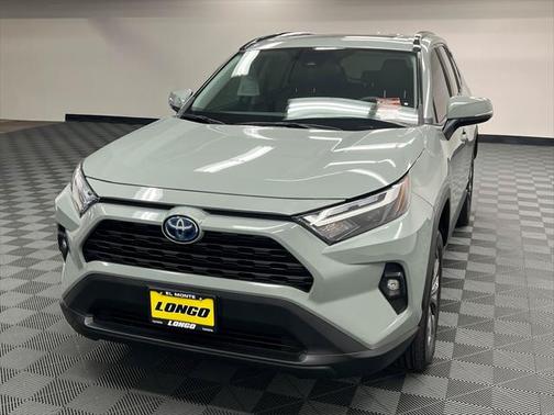 2022 Toyota RAV4 Hybrid XLE Premium