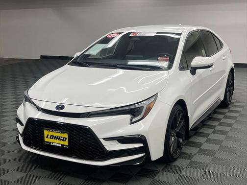 2025 Toyota Corolla Hybrid SE