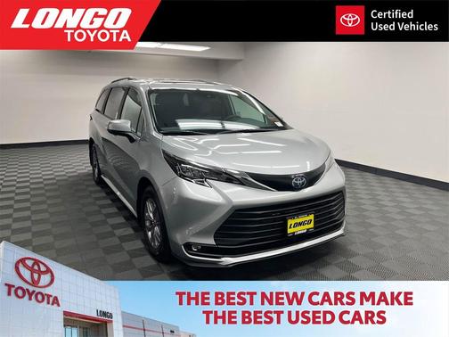 2025 Toyota Sienna XLE