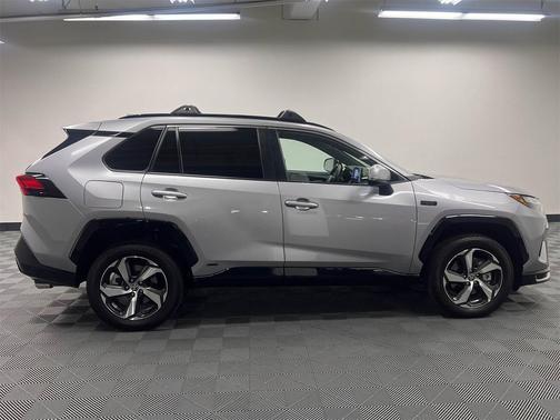 2023 Toyota RAV4 Prime SE