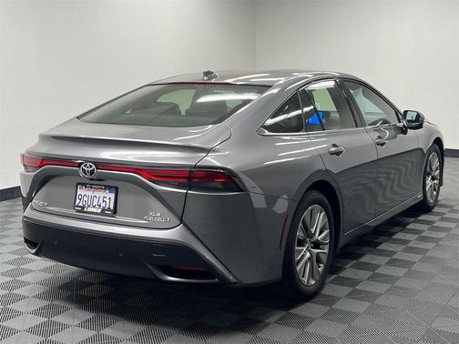 2023 Toyota Mirai Base