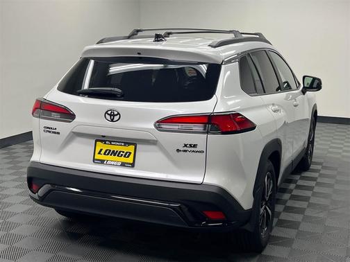 2025 Toyota Corolla Hybrid SE