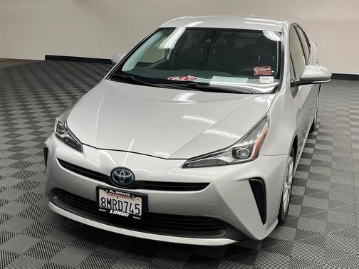 2019 Toyota Prius L