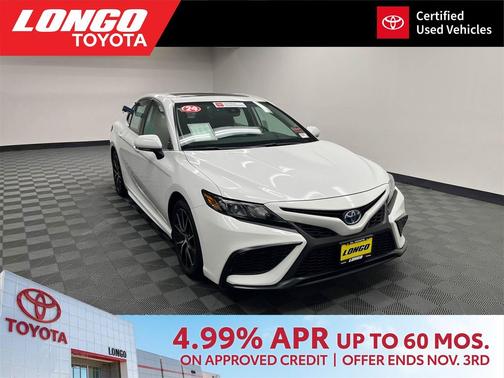 2024 Toyota Camry Hybrid SE