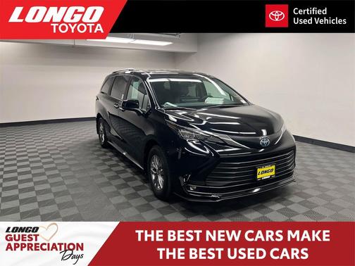 2025 Toyota Sienna XLE