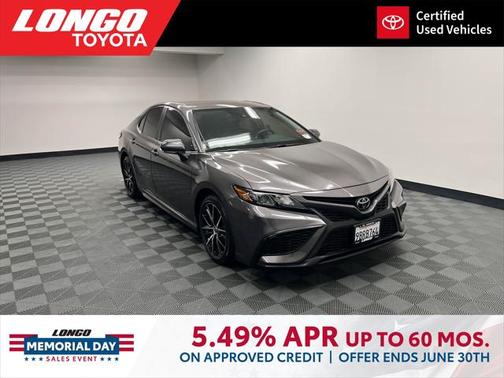 2022 Toyota Camry SE