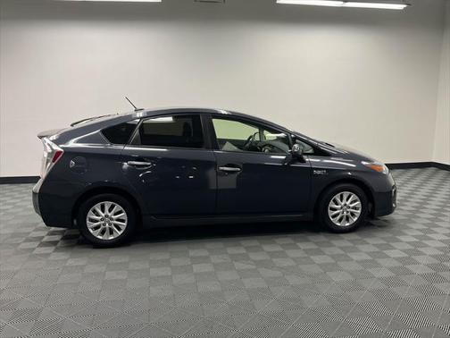 2013 Toyota Prius Plug-in Base