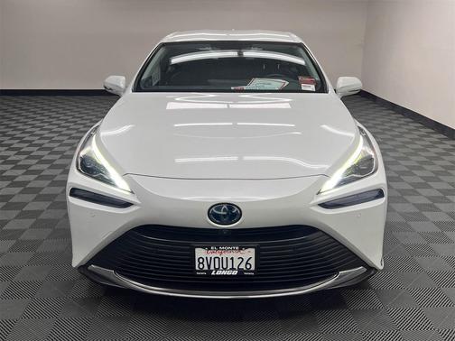 2021 Toyota Mirai Base