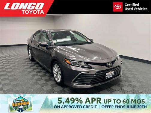2022 Toyota Camry LE