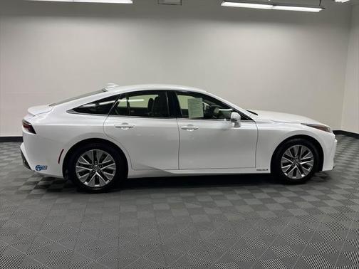 2021 Toyota Mirai Base