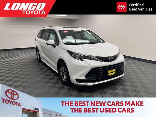 2024 Toyota Sienna LE
