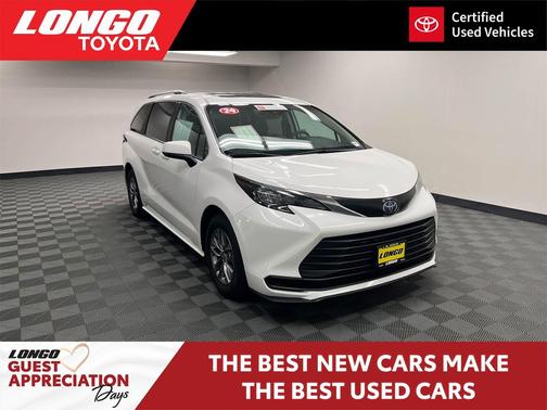 2024 Toyota Sienna LE