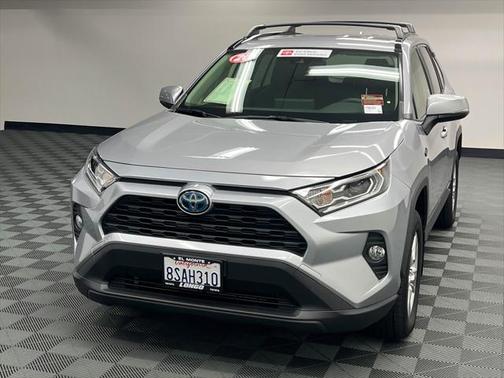 2020 Toyota RAV4 Hybrid XLE