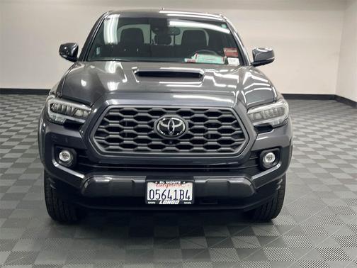 2021 Toyota Tacoma TRD Sport