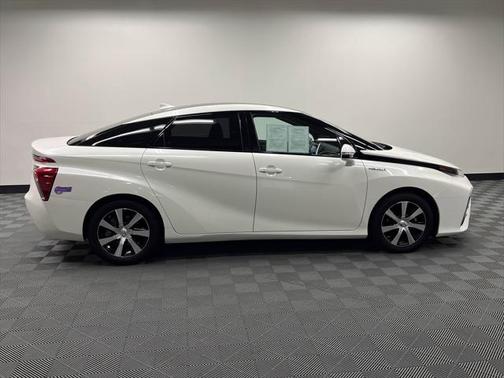 2019 Toyota Mirai Base