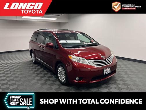 2017 Toyota Sienna XLE