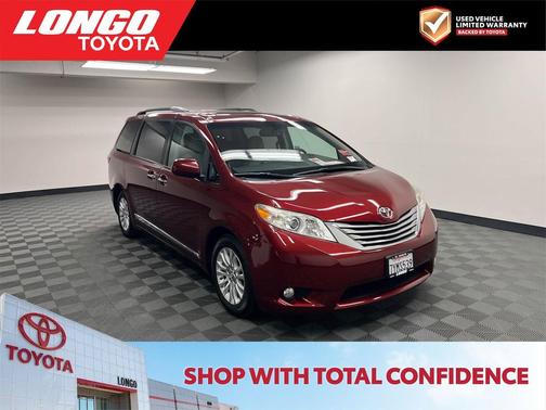 2017 Toyota Sienna XLE