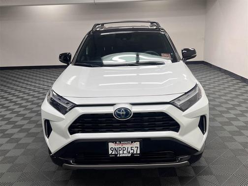 2024 Toyota RAV4 Hybrid SE