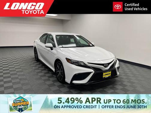 2024 Toyota Camry SE