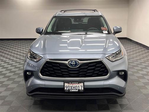 2022 Toyota Highlander Hybrid Limited