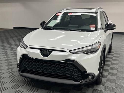 2025 Toyota Corolla Hybrid SE