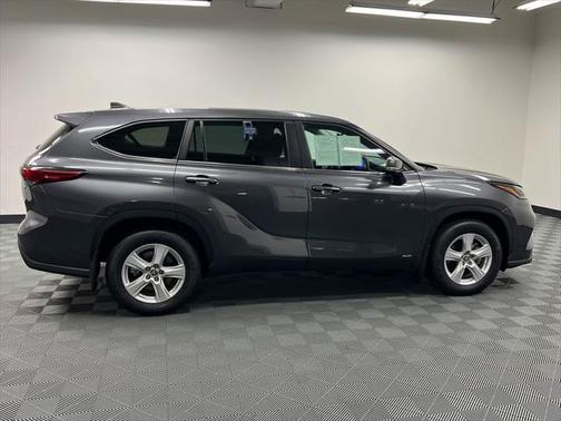 2023 Toyota Highlander Hybrid LE