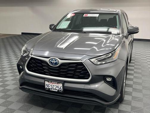 2023 Toyota Highlander Hybrid LE